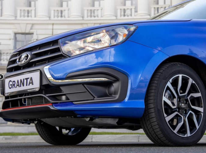Надставка нижняя переднего бампера LADA Granta Drive Active седан 21905-2803022-71