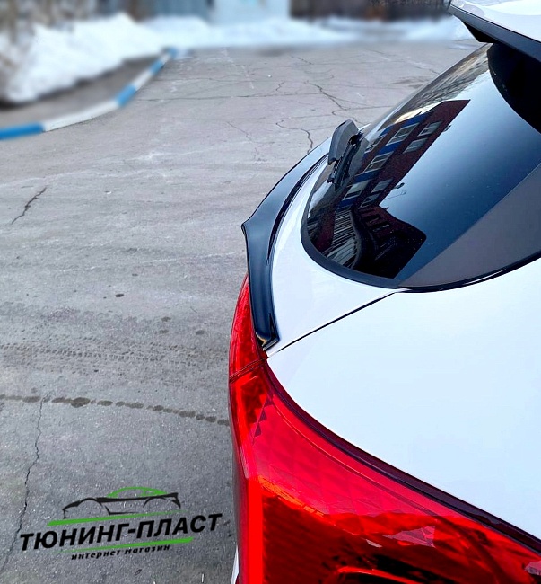Спойлер Haval Jolion на крышку багажника